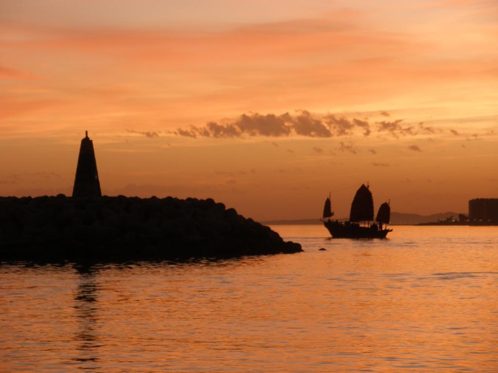 Puerto Marina Beach & Golf Benalmadena Bagian luar foto